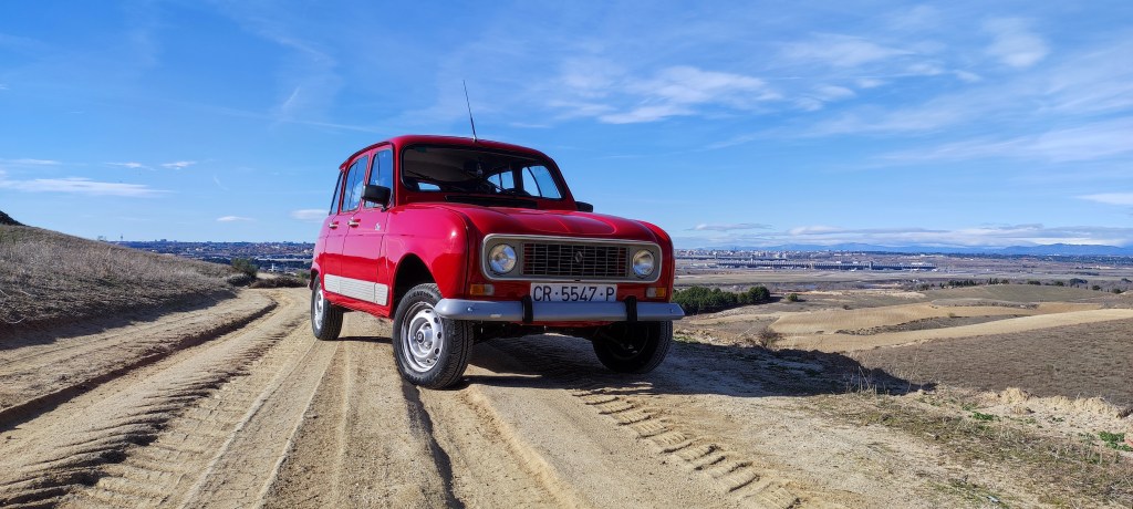 Prueba del Renault 4 GLT Clan, el último cuatro latas. 